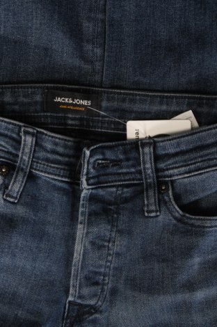 Blugi de bărbați Jack & Jones, Mărime S, Culoare Albastru, Preț 63,99 Lei