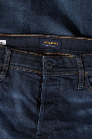 Męskie jeansy Jack & Jones, Rozmiar L, Kolor Niebieski, Cena 77,99 zł