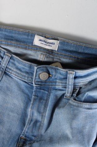 Męskie jeansy Jack & Jones, Rozmiar M, Kolor Niebieski, Cena 66,99 zł