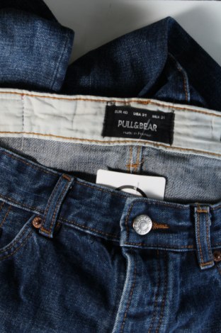 Мъжки дънки Pull&Bear, Размер M, Цвят Син, Цена 19,99 лв.