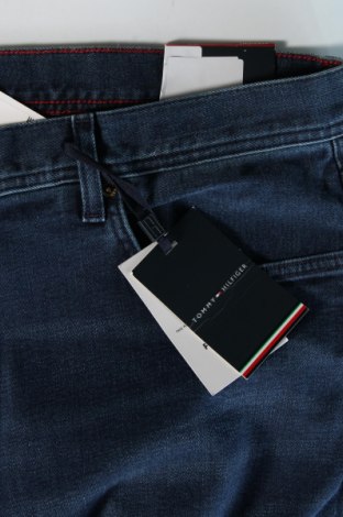 Męskie jeansy Tommy Hilfiger, Rozmiar XL, Kolor Niebieski, Cena 414,99 zł