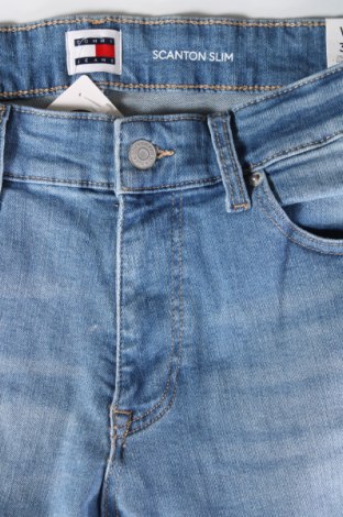 Męskie jeansy Tommy Jeans, Rozmiar M, Kolor Niebieski, Cena 378,99 zł