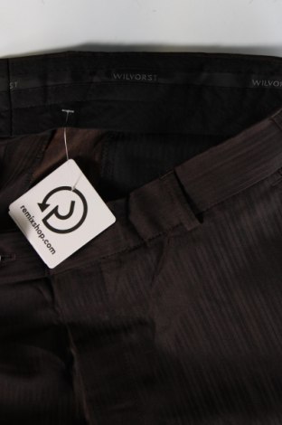 Herrenhose, Größe M, Farbe Braun, Preis € 27,49