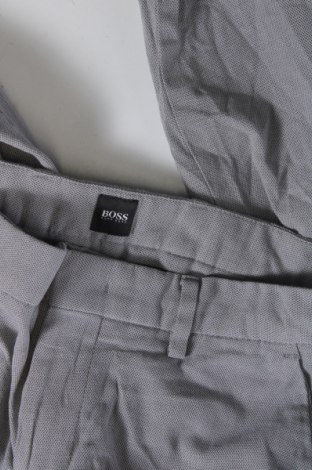 Pantaloni de bărbați BOSS, Mărime M, Culoare Gri, Preț 67,99 Lei