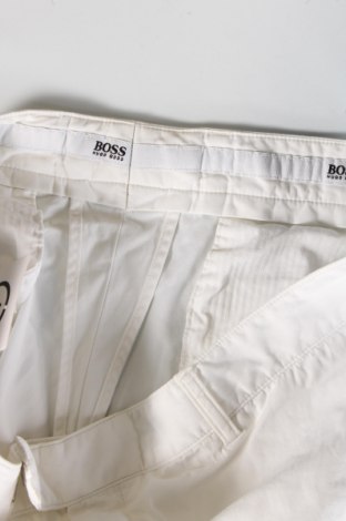 Herrenhose BOSS, Größe L, Farbe Weiß, Preis € 28,99