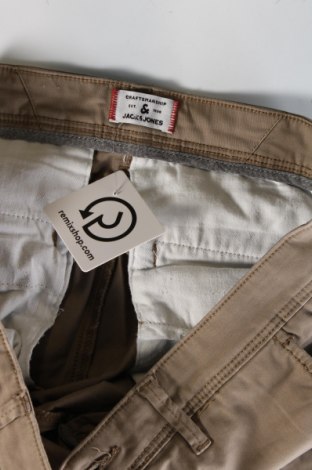 Pantaloni de bărbați Jack & Jones, Mărime M, Culoare Bej, Preț 46,99 Lei