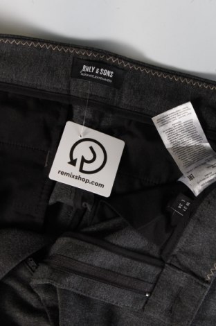 Pantaloni de bărbați Only & Sons, Mărime M, Culoare Gri, Preț 45,99 Lei