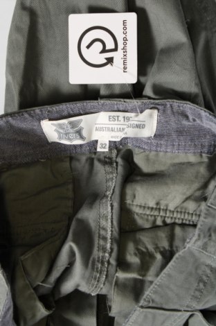 Herrenhose Rivers, Größe M, Farbe Grün, Preis € 6,49