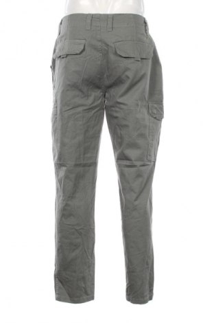 Herrenhose Rivers, Größe M, Farbe Grün, Preis € 6,49