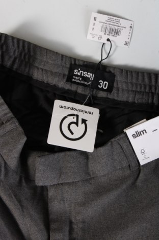 Pantaloni de bărbați Sinsay, Mărime S, Culoare Gri, Preț 103,99 Lei