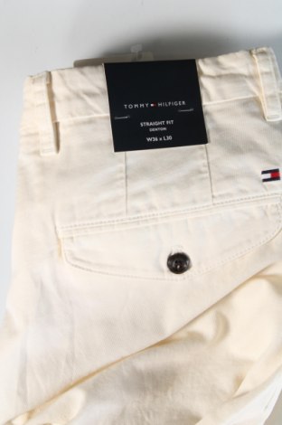 Ανδρικό παντελόνι Tommy Hilfiger, Μέγεθος L, Χρώμα Εκρού, Τιμή 60,99 €