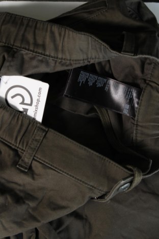 Pantaloni de bărbați Uniqlo, Mărime M, Culoare Verde, Preț 79,99 Lei