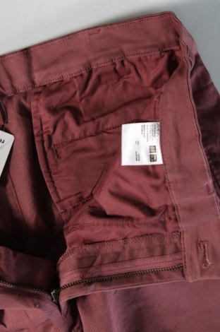 Herrenhose Uniqlo, Größe S, Farbe Rosa, Preis € 33,99