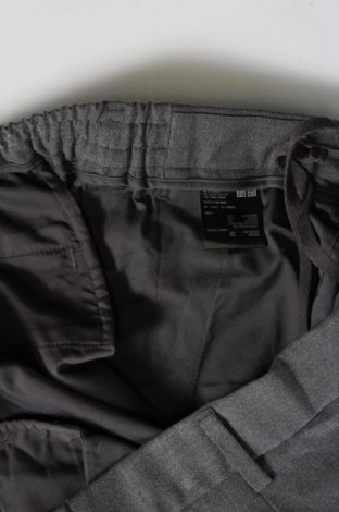 Herrenhose Uniqlo, Größe XL, Farbe Grau, Preis 11,99 €