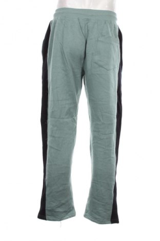 Pantaloni trening de bărbați PUMA, Mărime XL, Culoare Verde, Preț 150,99 Lei