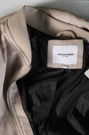 Ανδρικό μπουφάν Jack & Jones, Μέγεθος XXL, Χρώμα  Μπέζ, Τιμή 15,99 €