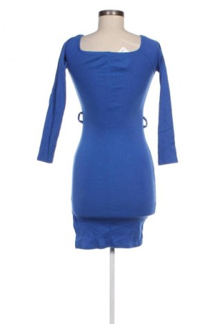 Kleid, Größe M, Farbe Blau, Preis 8,99 €