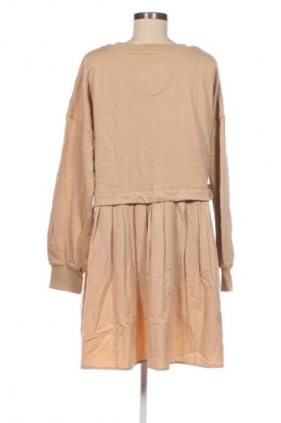 Kleid, Größe M, Farbe Beige, Preis € 8,49