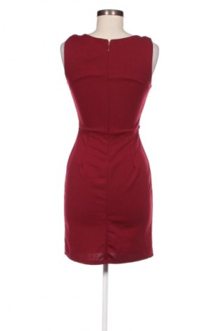 Kleid, Größe S, Farbe Rot, Preis € 17,99