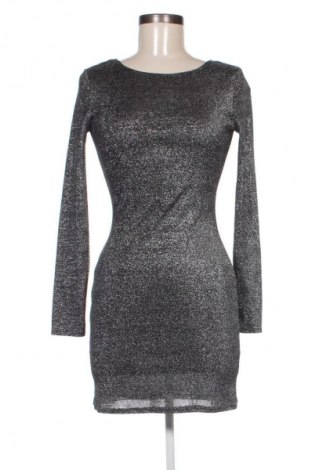 Kleid, Größe S, Farbe Silber, Preis 20,99 €