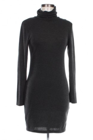 Kleid Amisu, Größe S, Farbe Grau, Preis 10,99 €