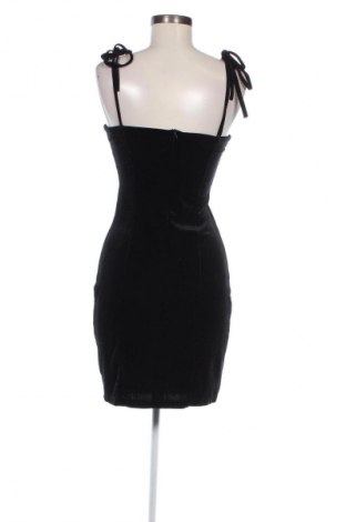 Rochie Cropp, Mărime M, Culoare Negru, Preț 122,45 Lei