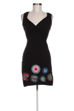 Rochie Desigual, Mărime S, Culoare Negru, Preț 121,99 Lei