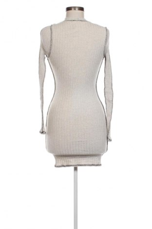 Kleid Fashion nova, Größe S, Farbe Beige, Preis 10,49 €