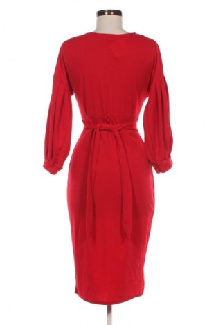 Kleid Femme Luxe, Größe M, Farbe Rot, Preis 14,91 €