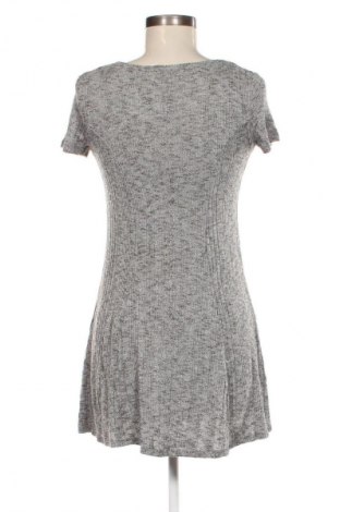 Kleid Forever 21, Größe S, Farbe Grau, Preis € 13,49