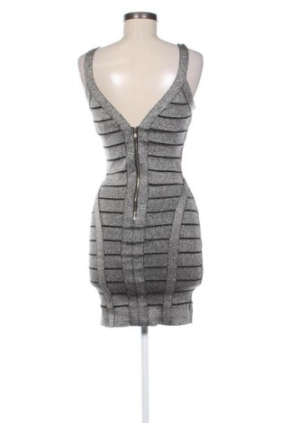 Rochie Guess, Mărime M, Culoare Gri, Preț 158,99 Lei