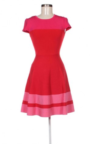 Kleid Guess, Größe S, Farbe Rot, Preis 39,49 €