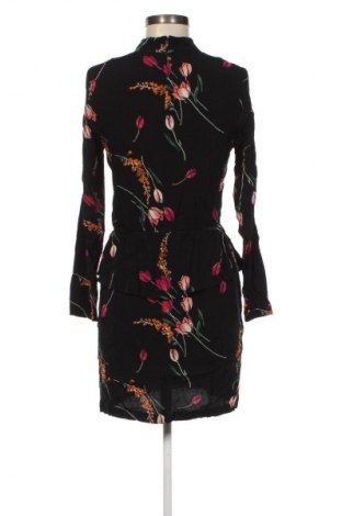 Rochie H&M, Mărime M, Culoare Multicolor, Preț 43,99 Lei