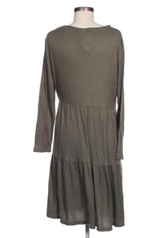 Kleid Janina, Größe XL, Farbe Grün, Preis 10,49 €