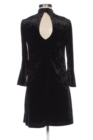 Kleid Monki, Größe S, Farbe Schwarz, Preis 23,23 €