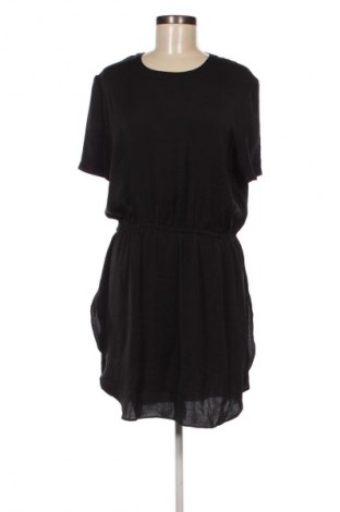 Kleid Moss Copenhagen, Größe M, Farbe Schwarz, Preis 24,55 €