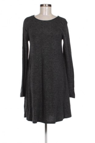 Kleid Old Navy, Größe M, Farbe Grau, Preis € 17,49