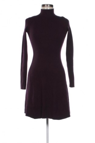 Kleid Reserved, Größe S, Farbe Lila, Preis 10,99 €