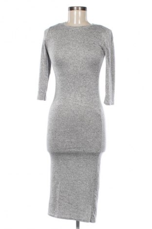 Kleid Stradivarius, Größe S, Farbe Grau, Preis 8,49 €