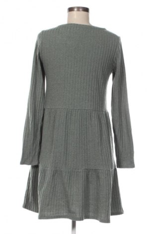 Kleid VILA, Größe M, Farbe Grün, Preis 18,99 €