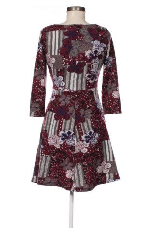 Kleid Vero Moda, Größe M, Farbe Mehrfarbig, Preis 5,99 €