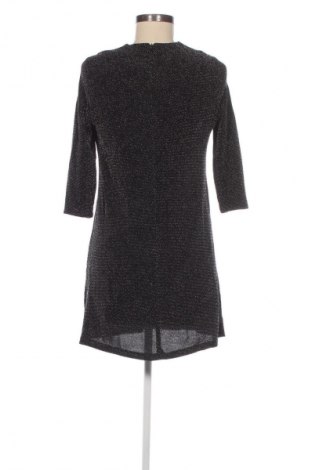 Kleid Zara, Größe S, Farbe Schwarz, Preis 6,49 €