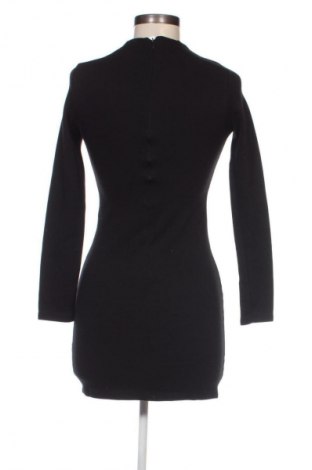 Kleid Zara, Größe S, Farbe Schwarz, Preis 13,84 €