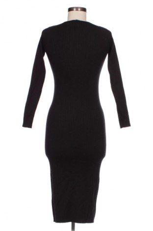 Kleid Zara Knitwear, Größe M, Farbe Schwarz, Preis 17,99 €