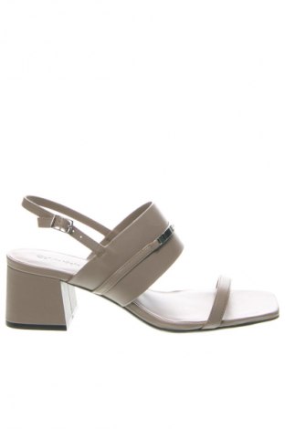 Sandale Calvin Klein, Mărime 39, Culoare Bej, Preț 824,99 Lei