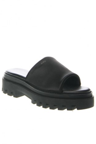 Sandalen Calvin Klein Jeans, Größe 39, Farbe Schwarz, Preis 81,99 €
