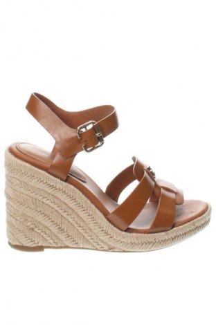 Sandalen Tommy Hilfiger, Größe 39, Farbe Braun, Preis 117,99 €