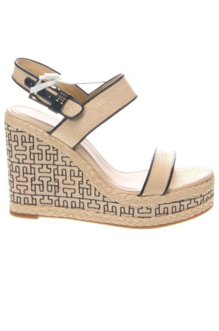 Szandálok Tommy Hilfiger, Méret 39, Szín Bézs, Ár 41 959 Ft