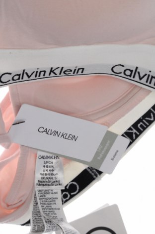 Сутиен Calvin Klein, Размер S, Цвят Розов, Цена 45,49 лв.