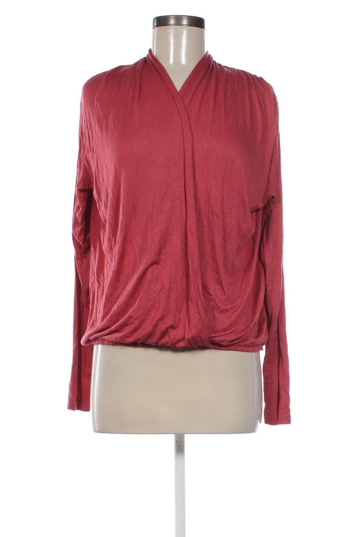 Damen Shirt Double Zero, Größe S, Farbe Rot, Preis 3,99 €